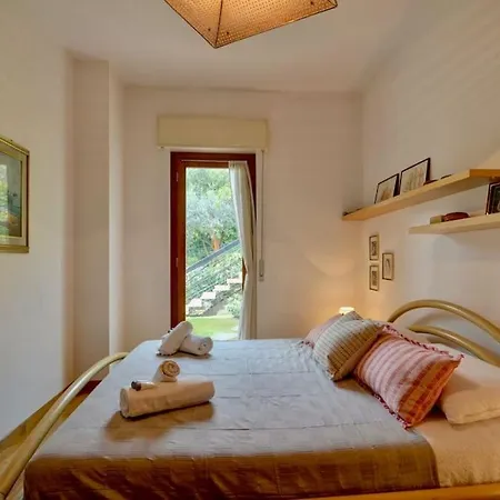 Casa Ughetta - Portofino View Апартаменты *