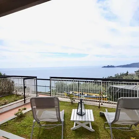 Casa Ughetta - Portofino View Апартаменты *